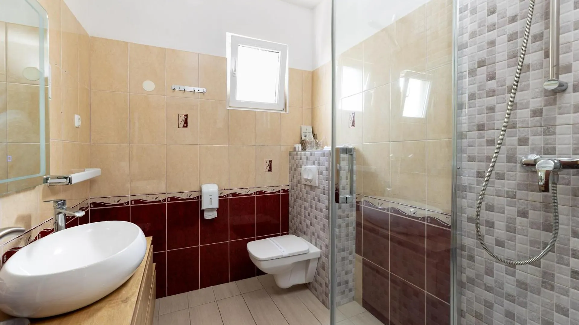 Bed & Breakfast Villa Okruk Okrug Gornji