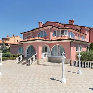 villa-chiara-1.in-istria.net/