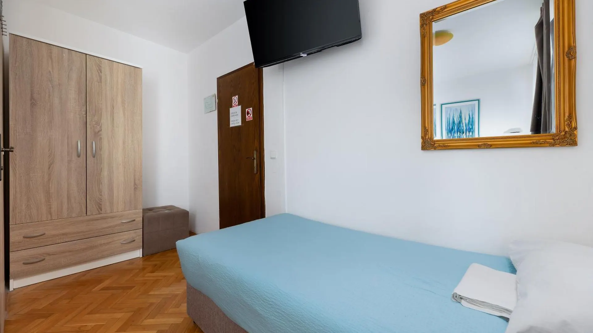 *** 住宿加早餐酒店 Villa Okruk-10 Meters Away From The Beach 奥库格哥恩基 克罗地亚